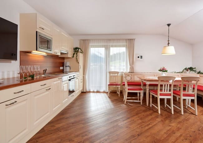 Wohnküche im Appartement Typ 4 Superior im Neubau