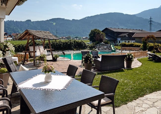 Viele gemütliche Sitzgelegenheiten zum Relaxen