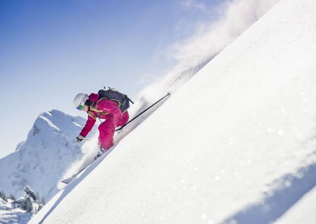 Tiefschnee fahren © Flachau Tourismus