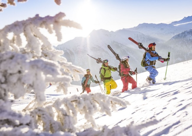 Berglandschaften auf Skiern erkunden &copy; Flachau Tourismus